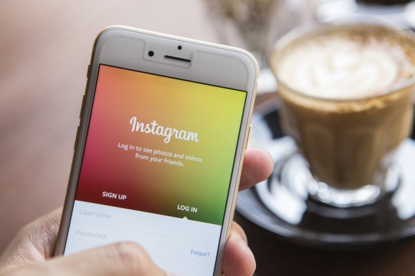 В Сети заявили о масштабном сбое в Instagram